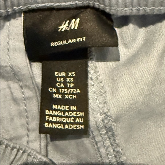 Men H and M Blue Shorts - Picture 3 of 3